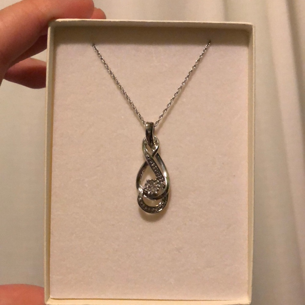 Infinity symbol necklace